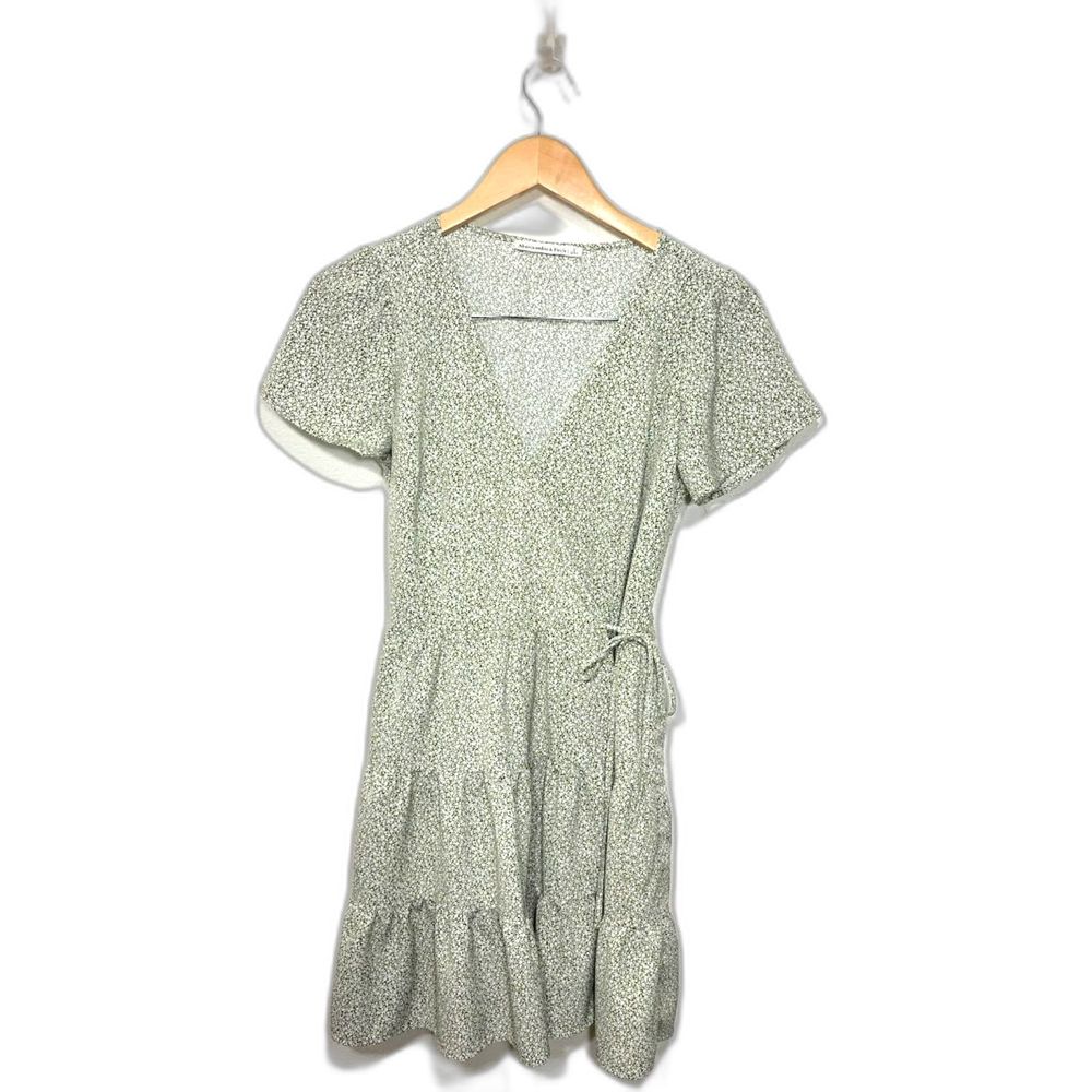 Abercrombie & Fitch Dress Tiered floral babydoll wrap size small floral NWOT